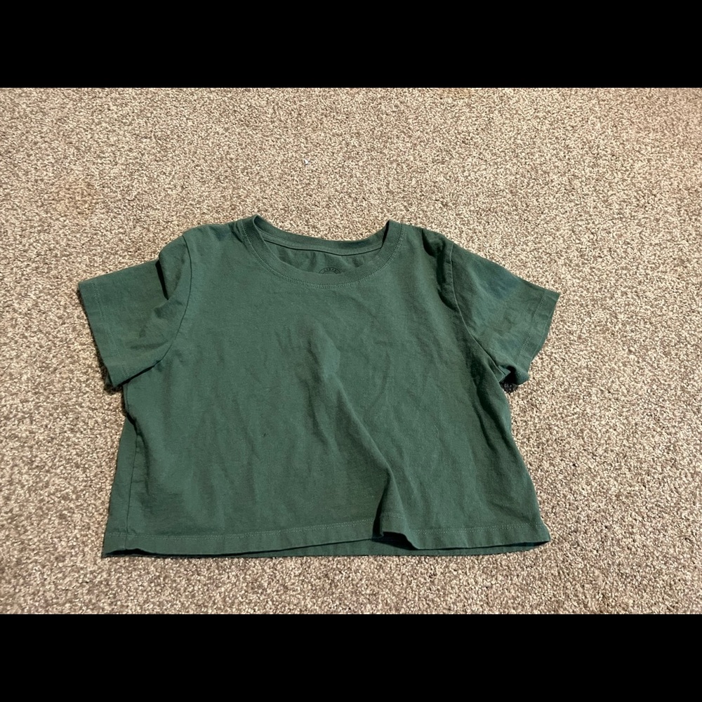 Size medium green urban outfitters cropped tee